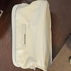 3/$15 Makeup bag